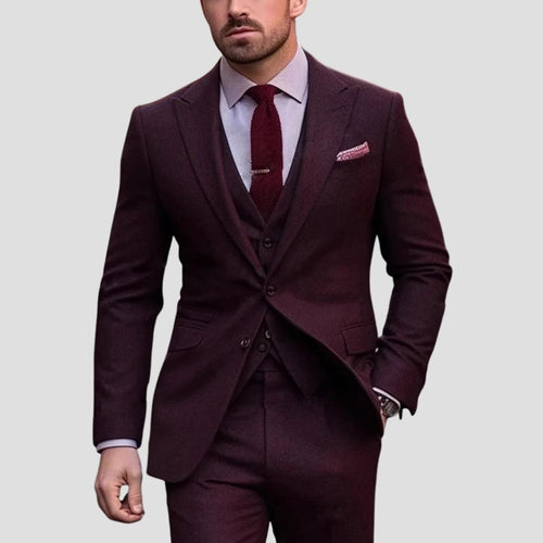 Men's 3-Piece Suit with Notch Lapel Jacket Buttoned Waistcoat and Straight-Leg Trousers