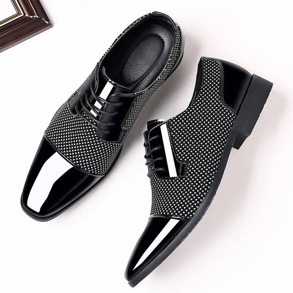 Men's Lace-Up Oxford Shoes with High-Sheen Cap Toe and Textured Panel Upper