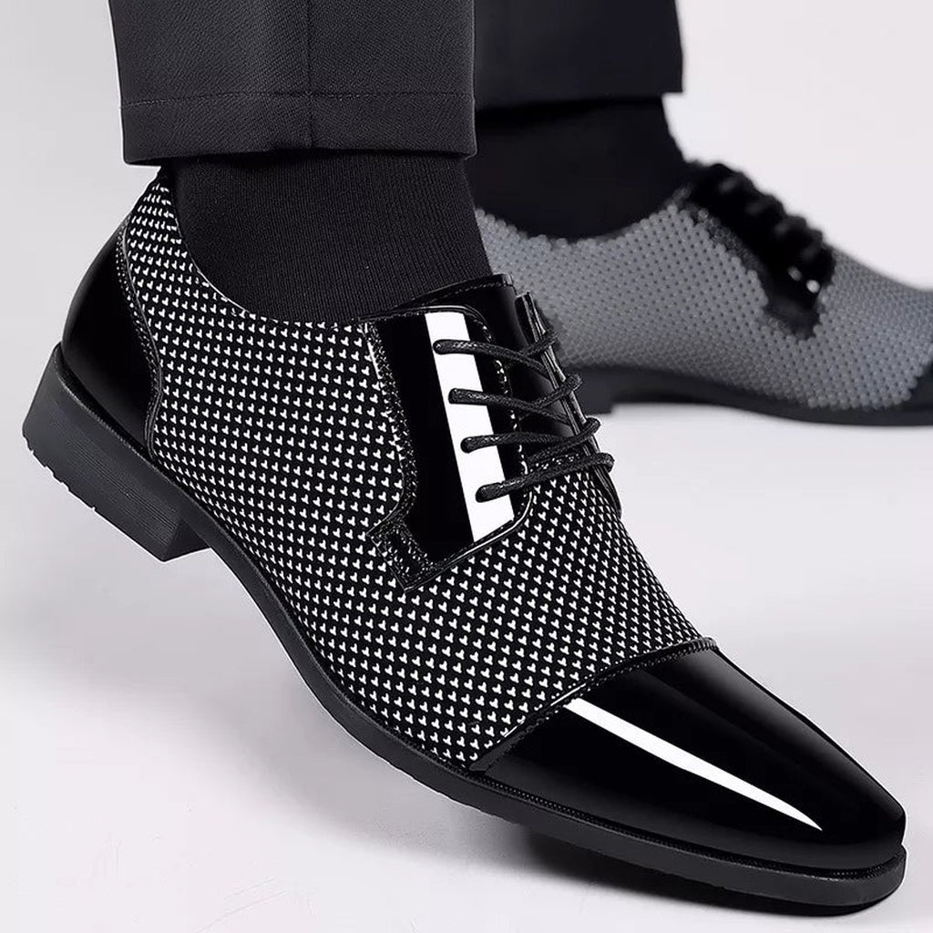 Men's Lace-Up Oxford Shoes with High-Sheen Cap Toe and Textured Panel Upper