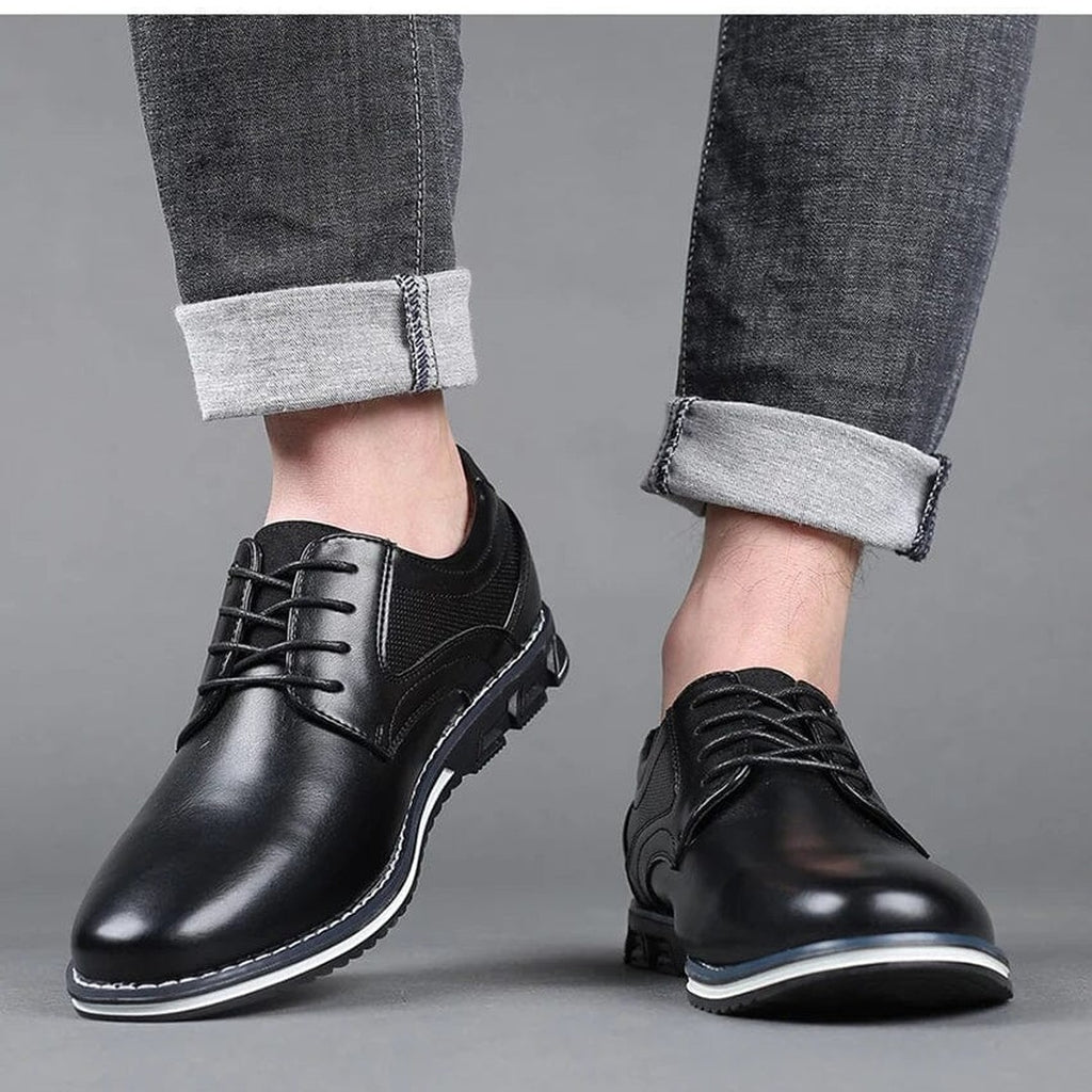 Men's Lace-Up Oxford Shoes with Perforated Panel and Contrast Sole