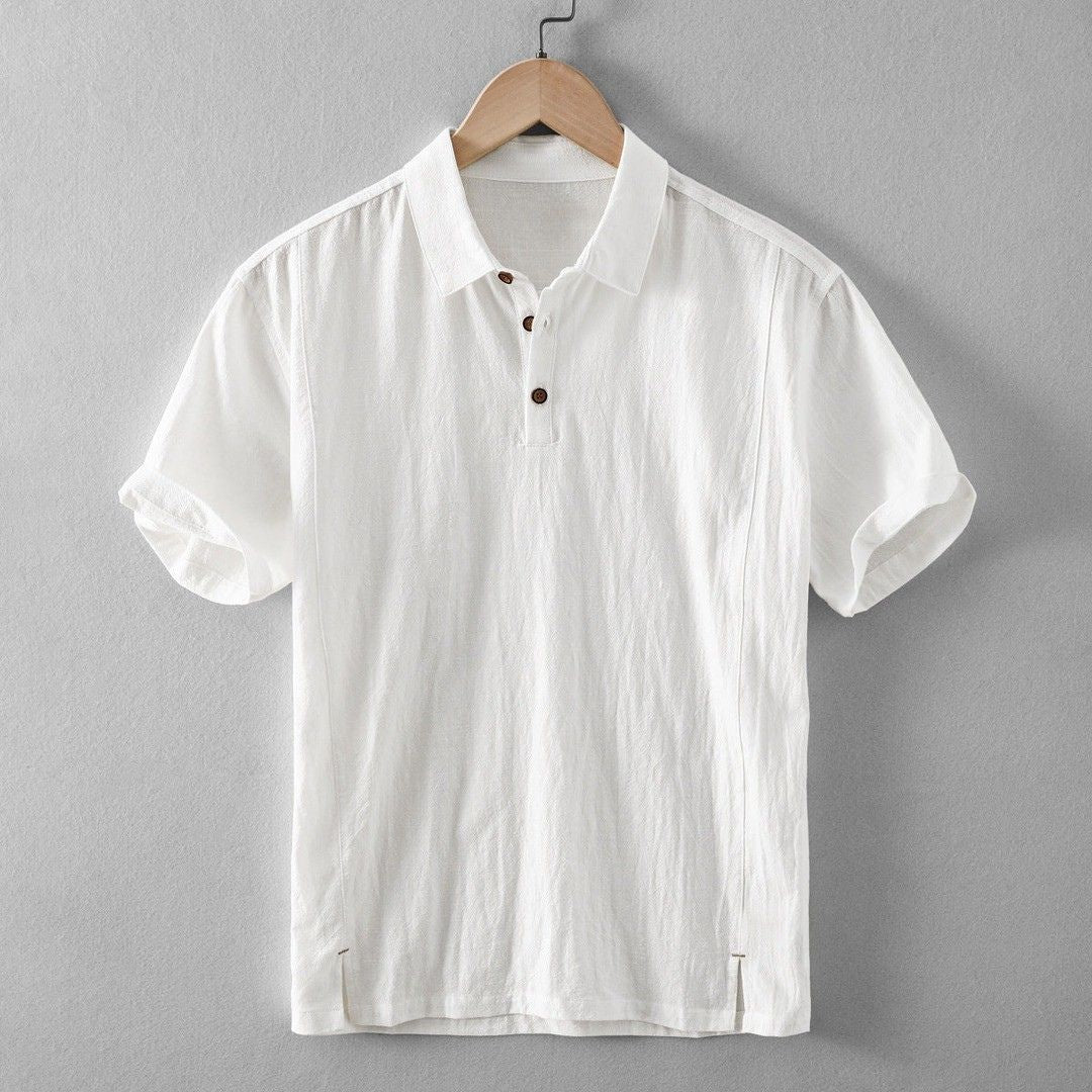 Men's Short Sleeve Polo Shirt with Spread Collar and Three-Button Placket