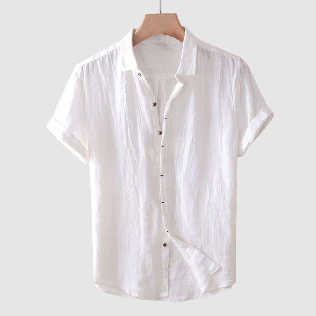 Men's Short Sleeve Shirt with Point Collar and Button Front Placket