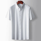Men's Short Sleeve Shirt with Spread Collar and Button Front Placket