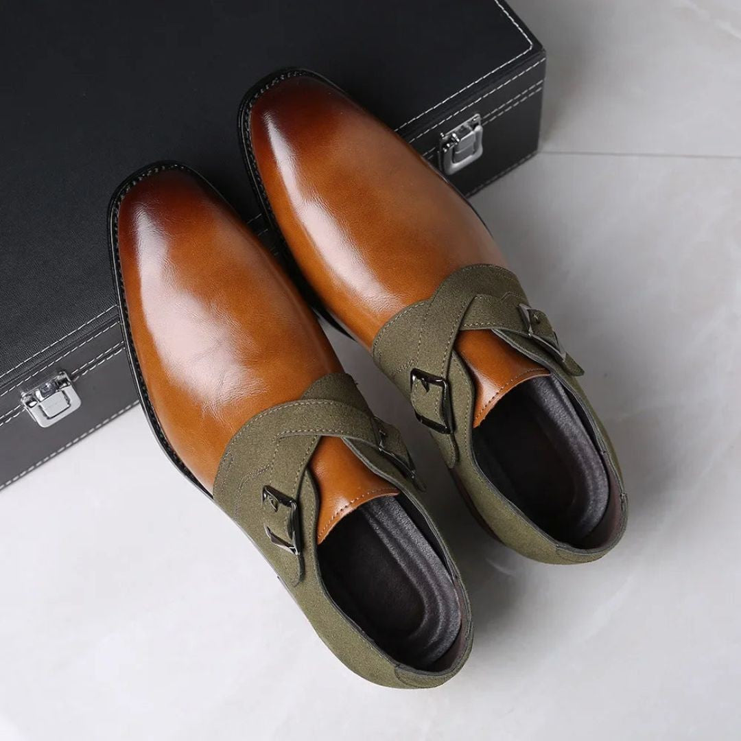 Men's Two-Tone Monk Strap Shoes with Suede Panel and Buckle Closure