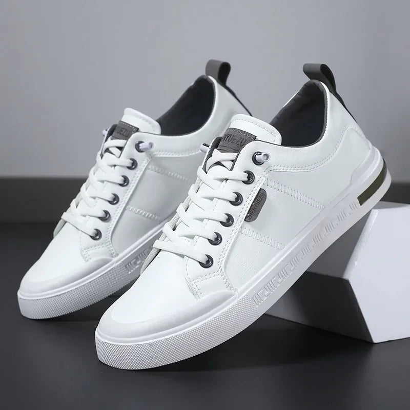 Men's Walking Lace-Up Trainers with Contrast Sole