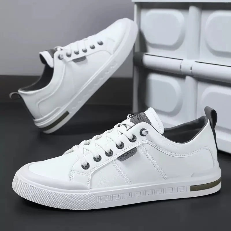 Men's Walking Lace-Up Trainers with Contrast Sole
