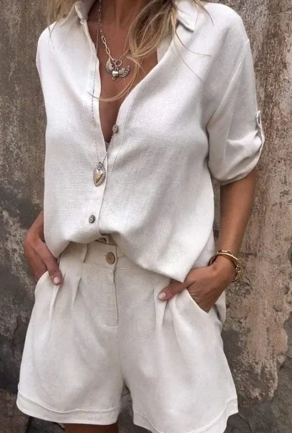 Women's Button-Up Shirt and Shorts Two-Piece Set with Point Collar and Rolled Sleeves