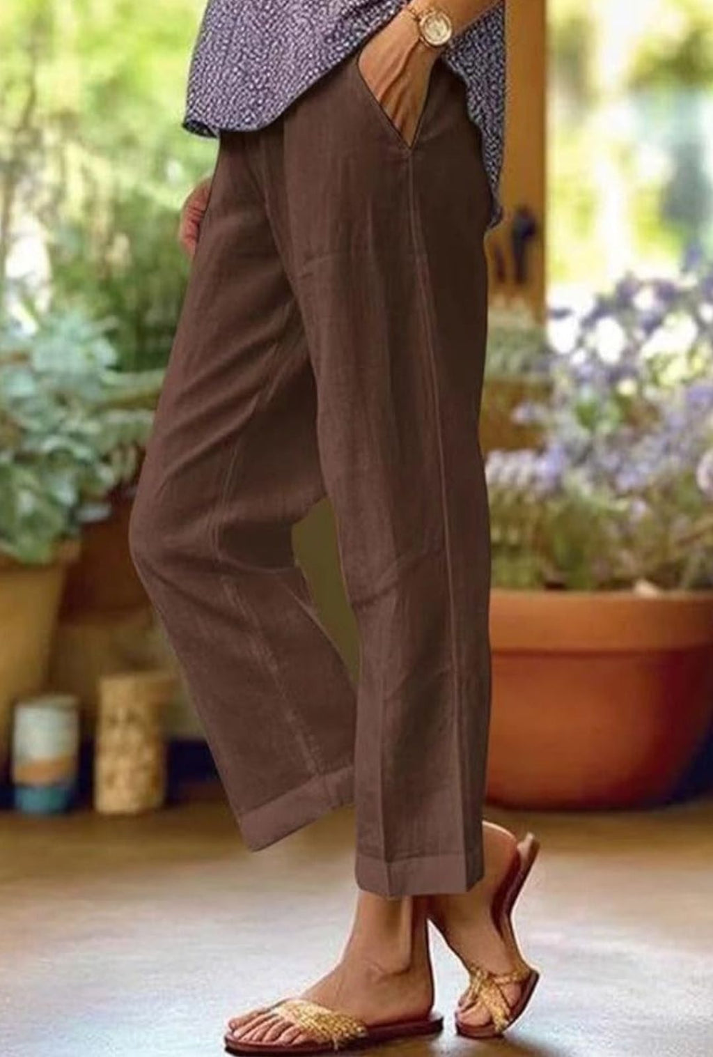 Women's Cropped Trousers with V-Waist Opening and Folded Cuff Hem