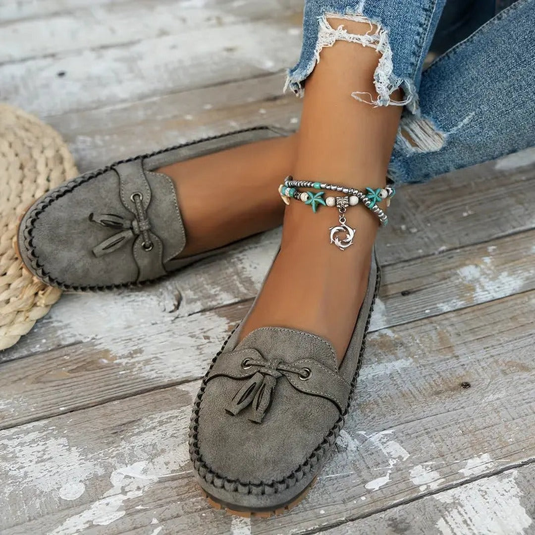 Women's Flat Loafers with Tassel Detail and Whipstitch Trim