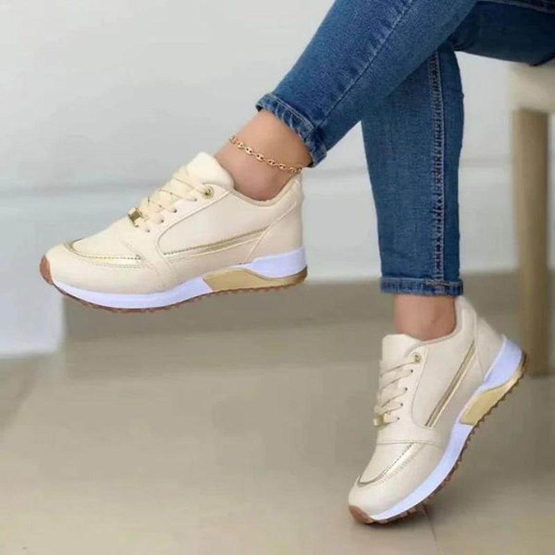 Women's Lace-Up Trainers with Metallic Stripe Accent and Ridged Platform Sole