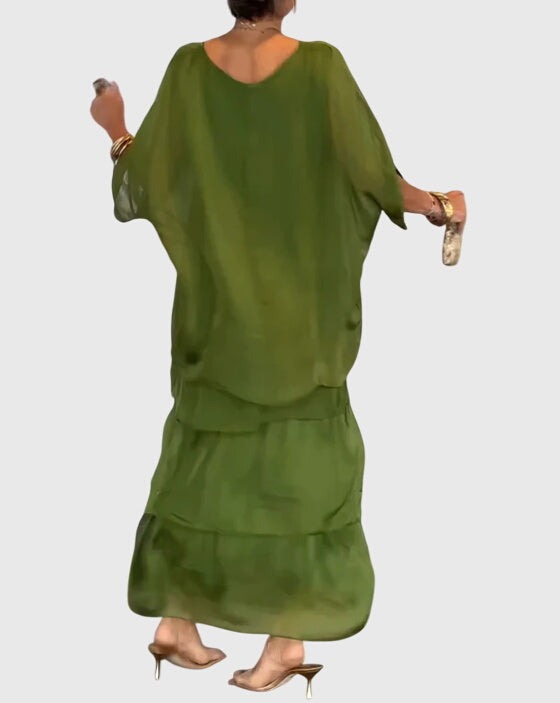 Women's Maxi Dress with Tiered Skirt and Round Neckline