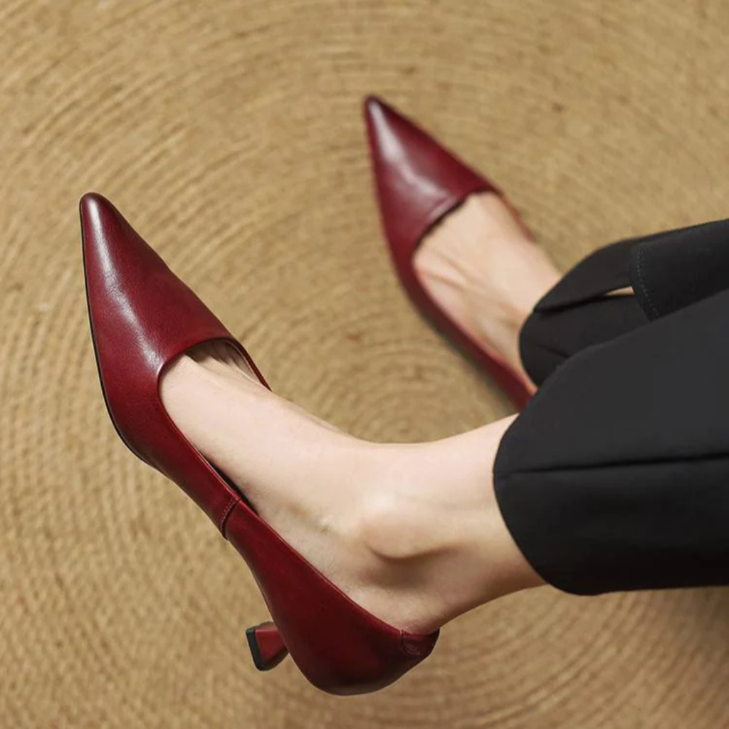 Women's Pointed-Toe Kitten Heel Pumps with V-Cut Topline and Closed Back