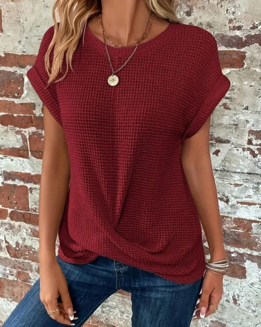 Women's Short Sleeve Top with Waffle-Texture Surface and Twisted Front Hem Detail