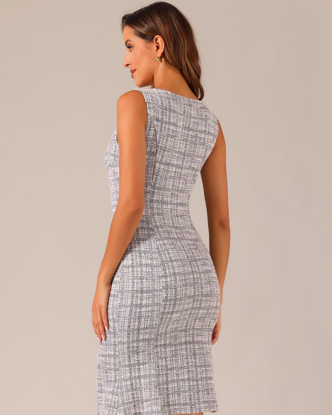 Women's Sleeveless Sheath Dress with Boat Neckline and Textured Check Pattern
