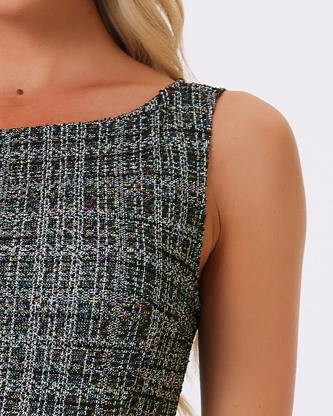 Women's Sleeveless Sheath Dress with Boat Neckline and Textured Check Pattern