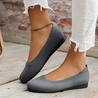 Women's Slip-On Ballet Flats with Round Toe and Ribbed-Texture Upper