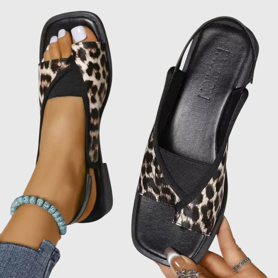 Women's Slip On Flat Sandals with Square Toe and Crossover Strap