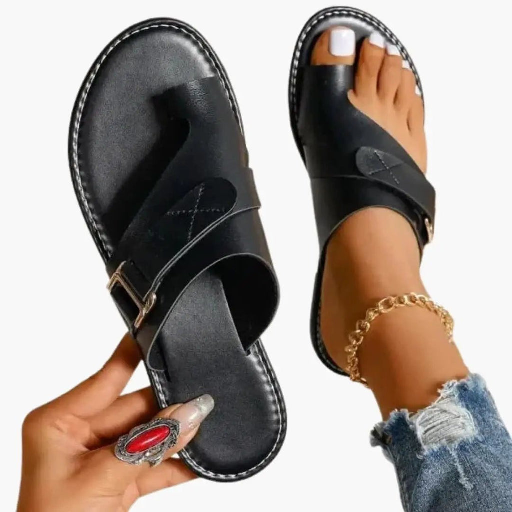 Women's Slip On Flat Sandals with Toe Loop and Buckle Strap