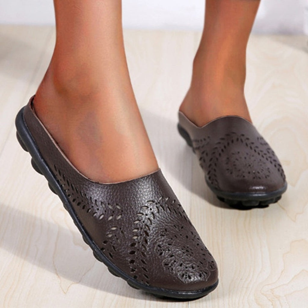 Women's Slip-On Mule Flats with Laser-Cut Floral and Leaf Cutout Upper and Segmented Tread Outsole