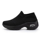 Women's Slip-On Trainers with Ribbed-Texture Upper and Visible Air Bubble Platform Sole