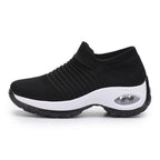 Women's Slip-On Trainers with Ribbed-Texture Upper and Visible Air Bubble Platform Sole