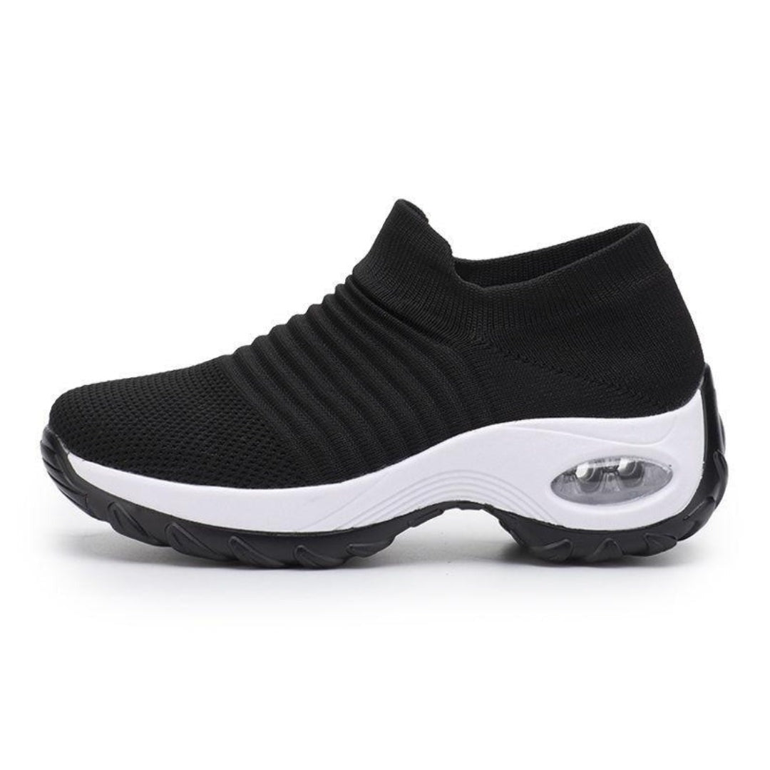 Women's Slip-On Trainers with Ribbed-Texture Upper and Visible Air Bubble Platform Sole