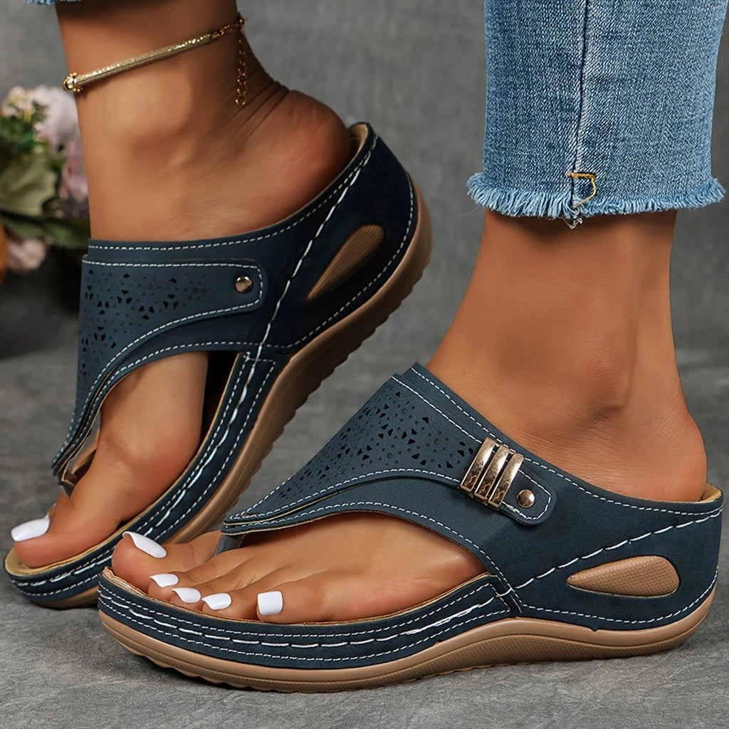 Women's Toe-Loop Wedge Sandals with Perforated Upper Panel and Metal Stud Detail