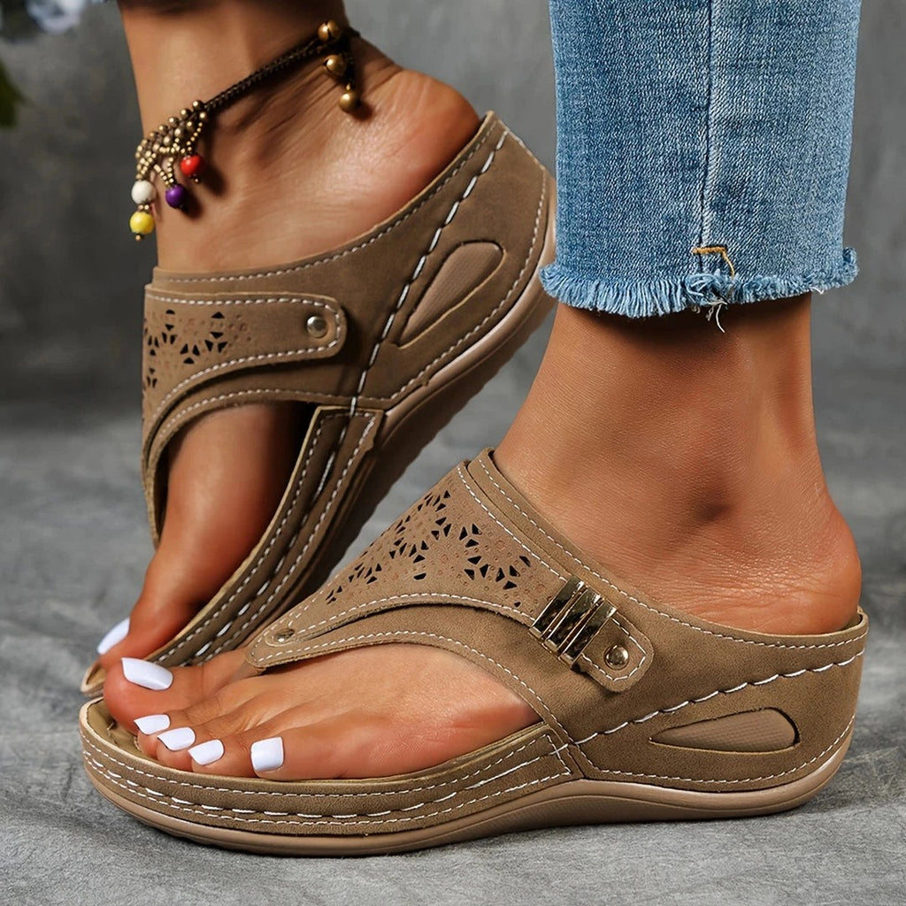 Women's Toe-Loop Wedge Sandals with Perforated Upper Panel and Metal Stud Detail