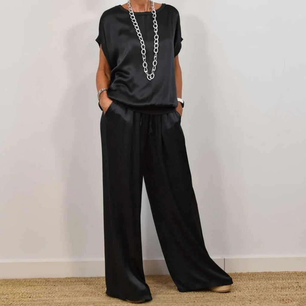 Women's Two-Piece Set with Round Neckline Short Sleeve Top and Wide-Leg Drawstring Trousers