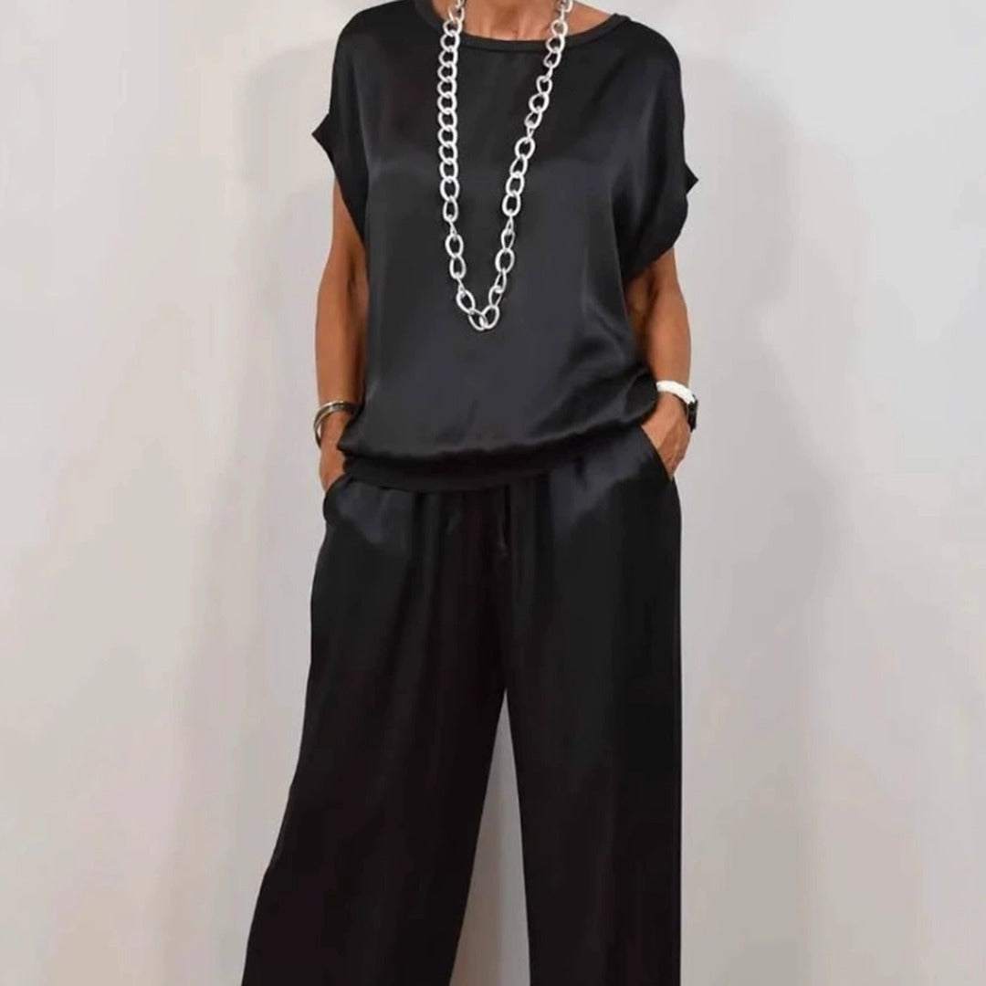 Women's Two-Piece Set with Round Neckline Short Sleeve Top and Wide-Leg Drawstring Trousers