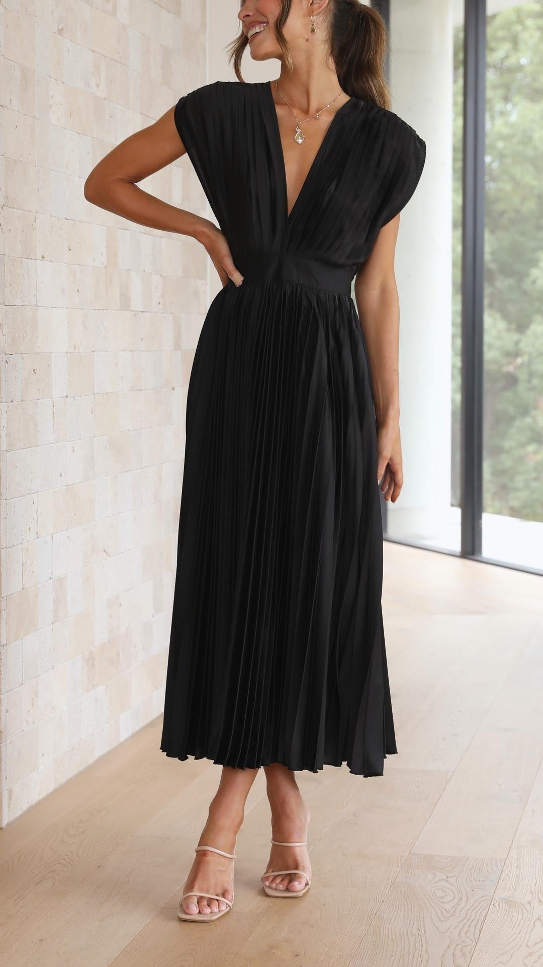 Women's Wedding Guest Pleated Midi Dress with V-Neck