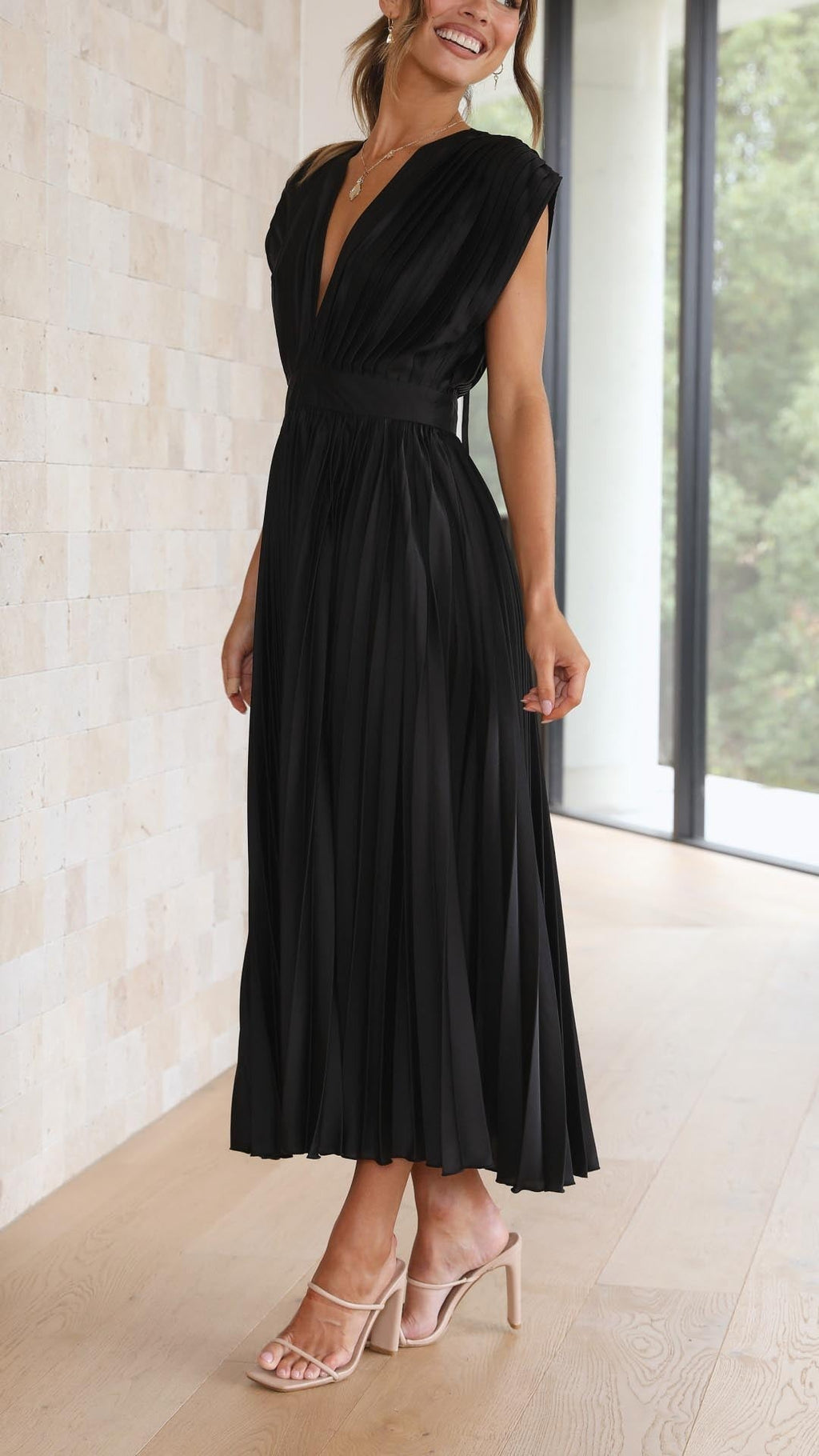 Women's Wedding Guest Pleated Midi Dress with V-Neck