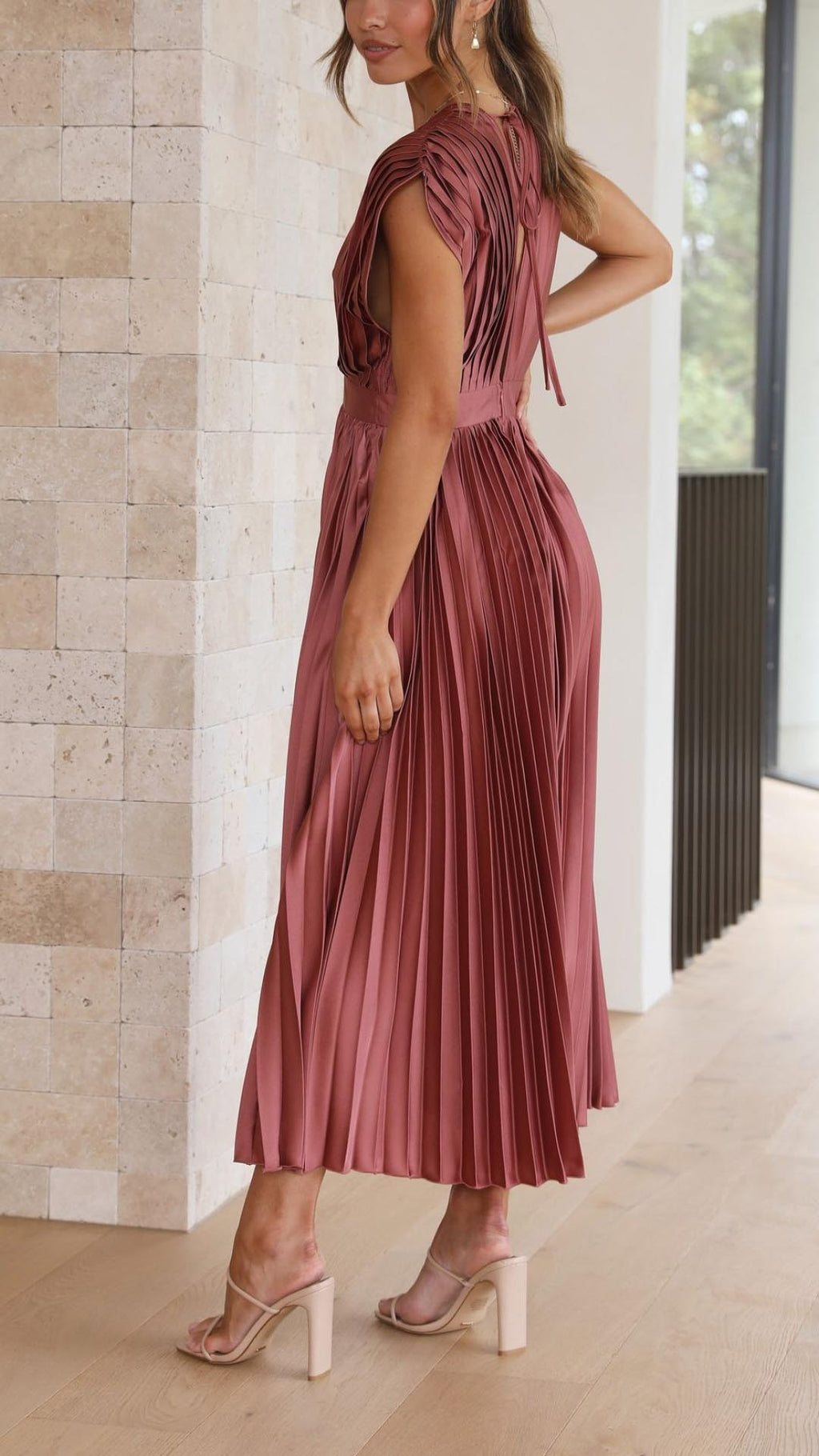 Women's Wedding Guest Pleated Midi Dress with V-Neck