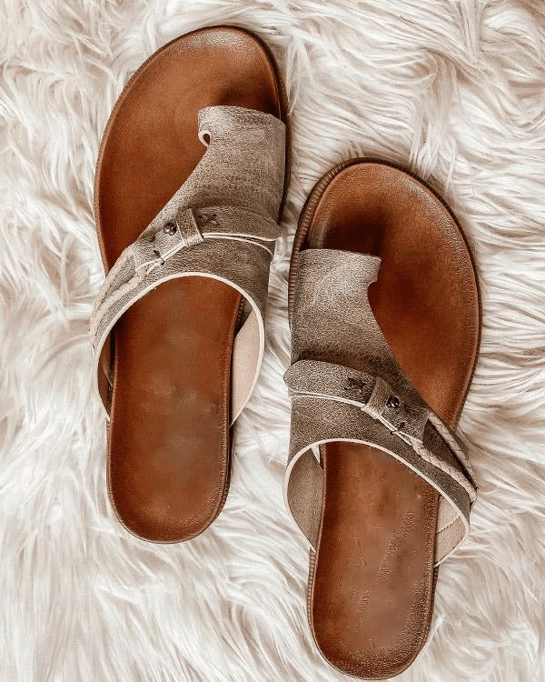 Women's Wedge Slip On Sandals with Toe Loop and Buckle Strap