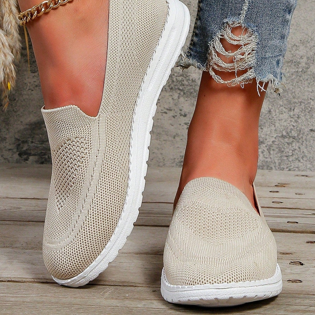 Women's Wide Fit Slip On Shoes with Round Toe