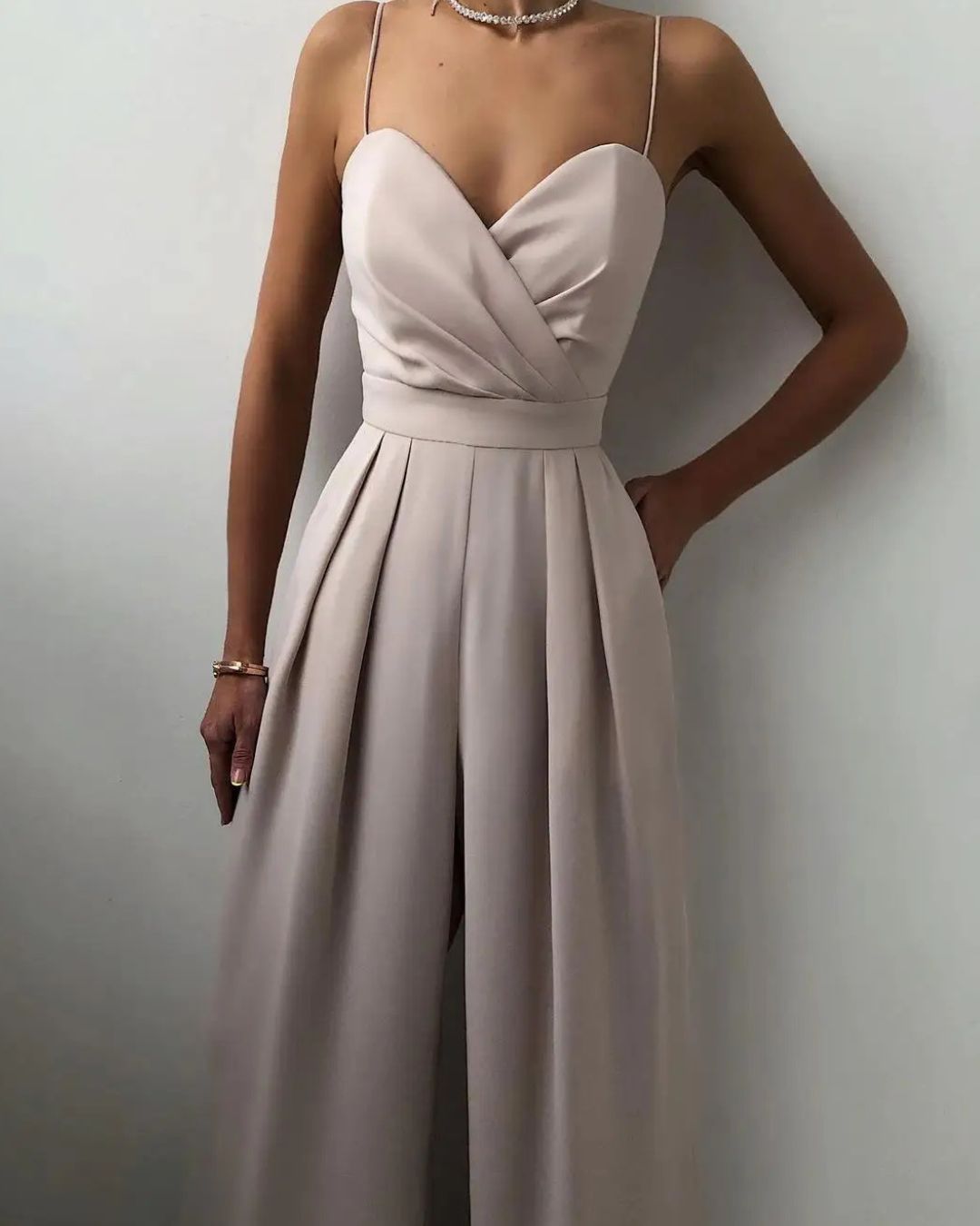 Women's Wide-Leg Jumpsuit with Sweetheart Neckline and Thin Strap Bodice