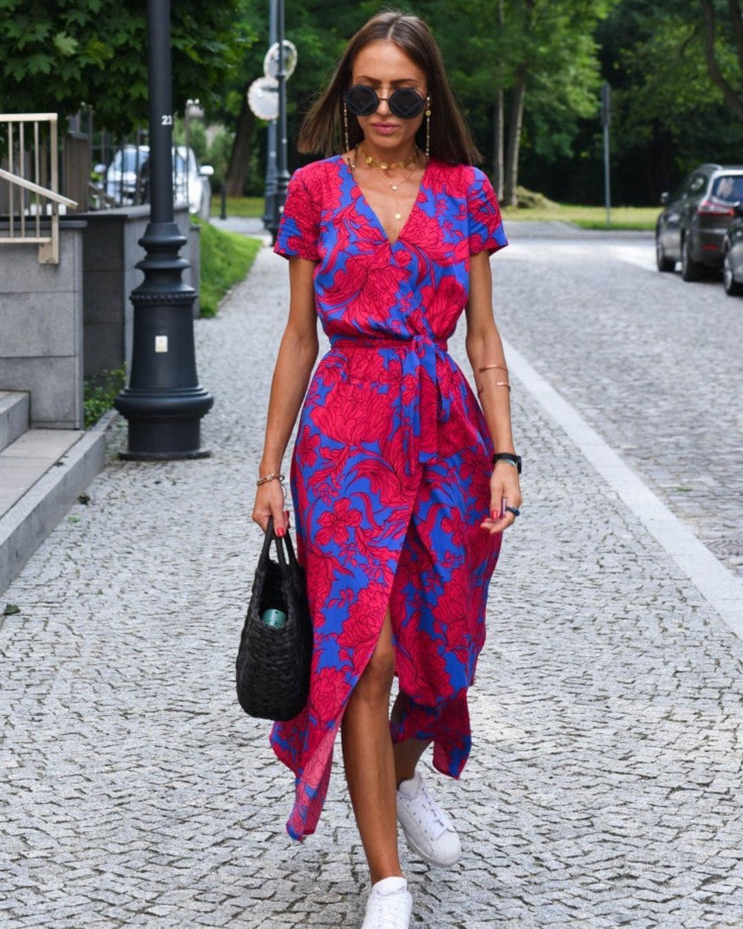 Women's Wrap Midi Dress with V-Neckline Short Sleeves Tie Waist and Wrap Front Skirt